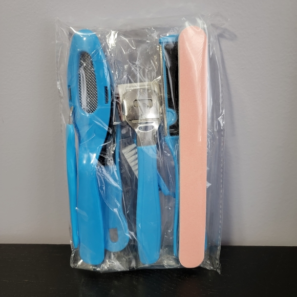 Jinding Rechargeable Electric Callus Remover with Accessories - Picture 10 of 13